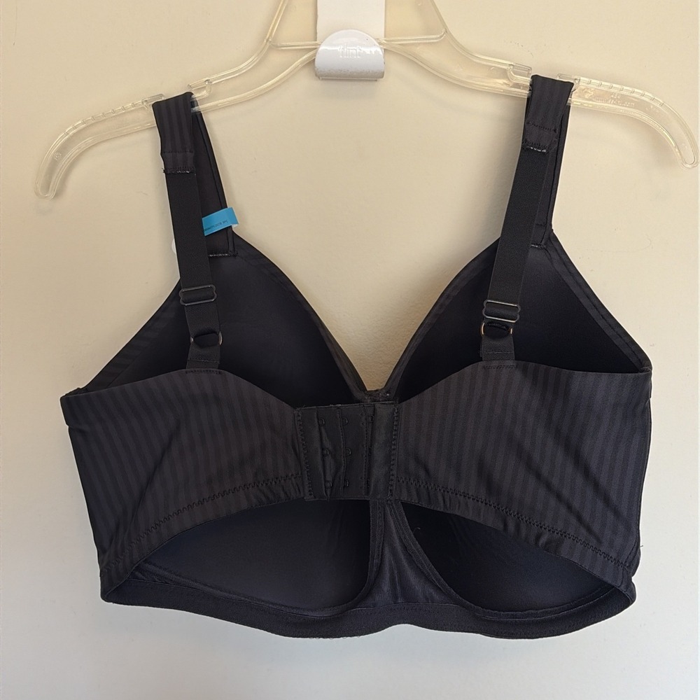 Playtex Secrets Classic Black Stripe Perfectly Smooth Wireless Bra 38DDD NWT NEW - Picture 4 of 6